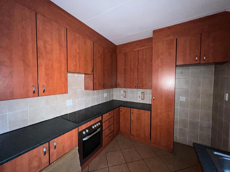 To Let 3 Bedroom Property for Rent in Terenure Gauteng