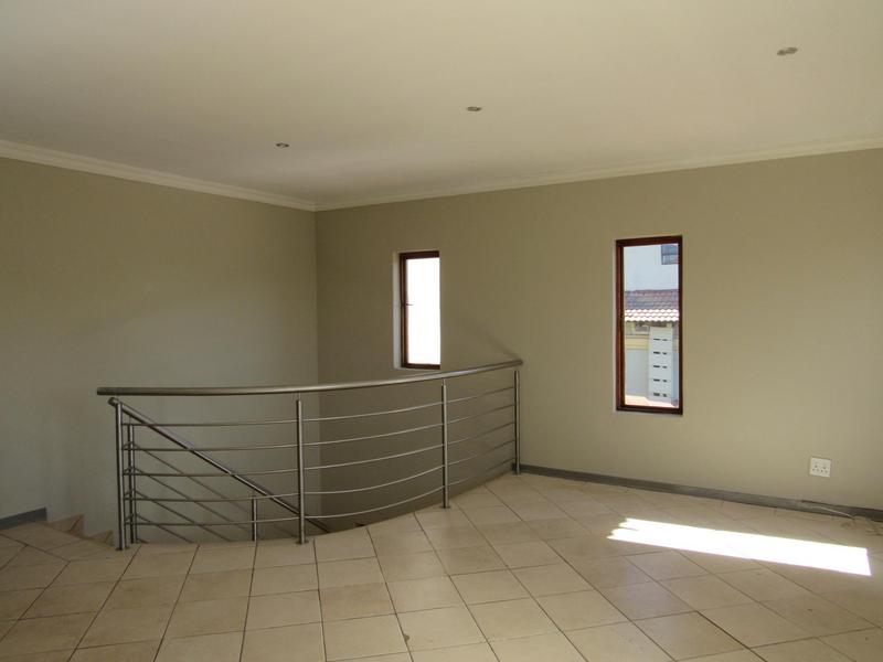 To Let 5 Bedroom Property for Rent in Savannah Country Estate Gauteng