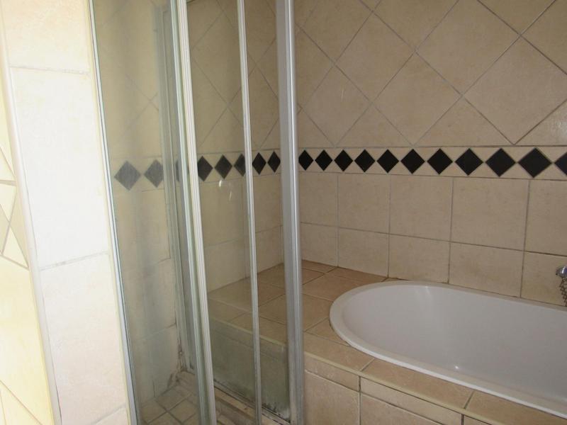 To Let 5 Bedroom Property for Rent in Savannah Country Estate Gauteng