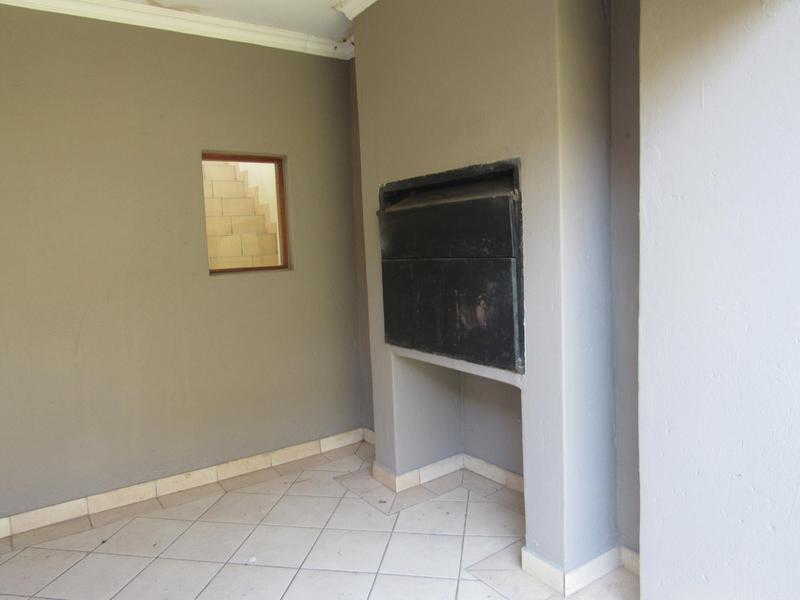 To Let 5 Bedroom Property for Rent in Savannah Country Estate Gauteng