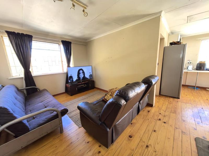 To Let 1 Bedroom Property for Rent in Edenvale Gauteng
