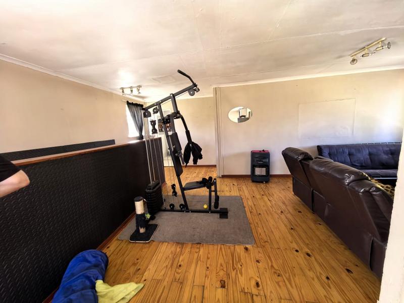 To Let 1 Bedroom Property for Rent in Edenvale Gauteng