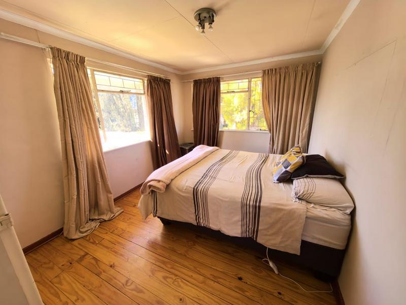 To Let 1 Bedroom Property for Rent in Edenvale Gauteng