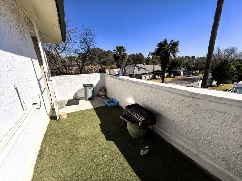 To Let 1 Bedroom Property for Rent in Edenvale Gauteng