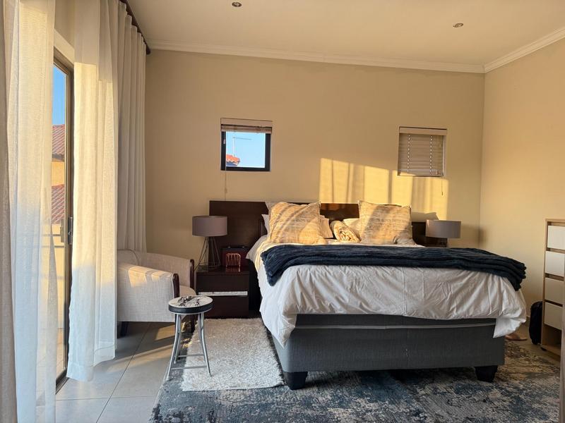 To Let 4 Bedroom Property for Rent in Blue Valley Golf Estate Gauteng