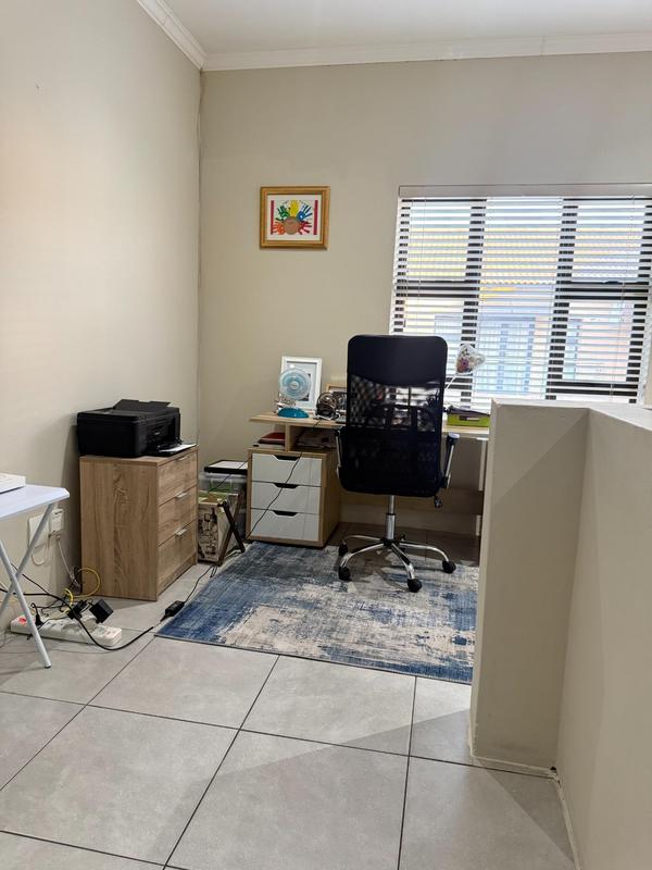To Let 4 Bedroom Property for Rent in Blue Valley Golf Estate Gauteng