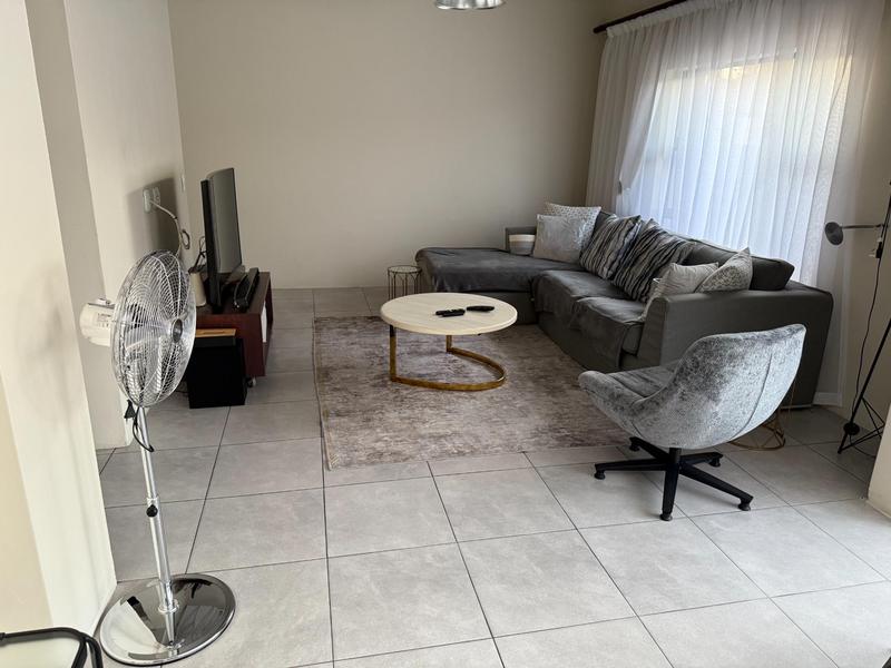 To Let 4 Bedroom Property for Rent in Blue Valley Golf Estate Gauteng