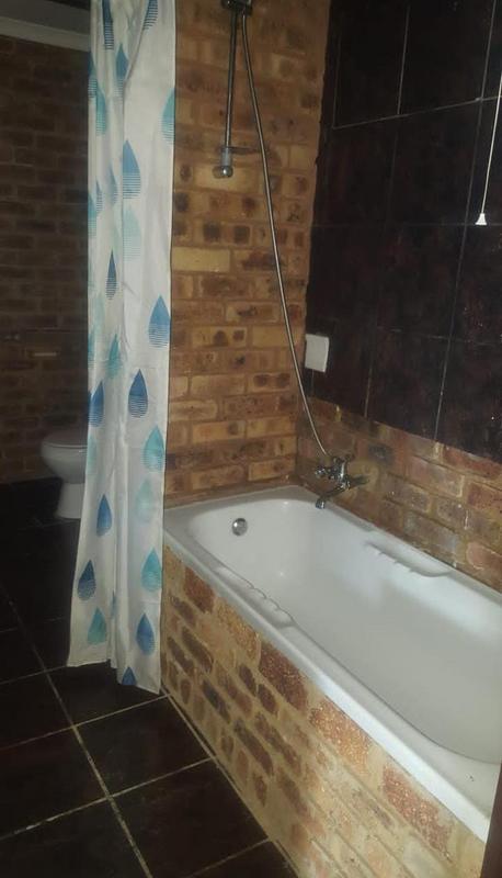 To Let 2 Bedroom Property for Rent in Ravenswood Gauteng