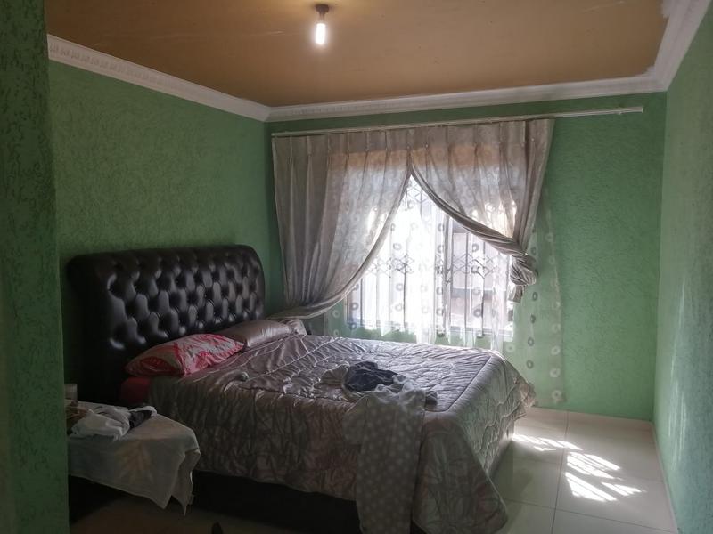 To Let 3 Bedroom Property for Rent in Spruit View Gauteng