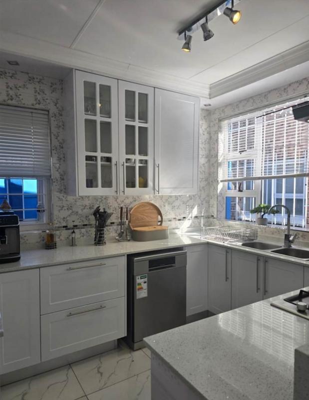 To Let 3 Bedroom Property for Rent in Kensington Gauteng