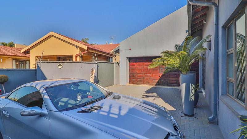 3 Bedroom Property for Sale in Bedfordview Gauteng