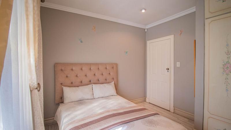3 Bedroom Property for Sale in Bedfordview Gauteng