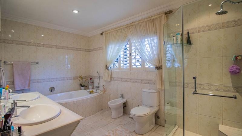 3 Bedroom Property for Sale in Bedfordview Gauteng
