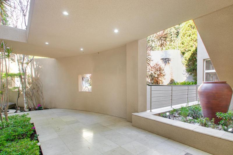 To Let 5 Bedroom Property for Rent in Sandhurst Gauteng
