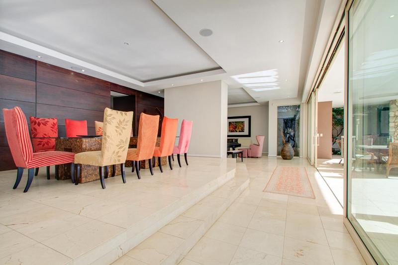 To Let 5 Bedroom Property for Rent in Sandhurst Gauteng