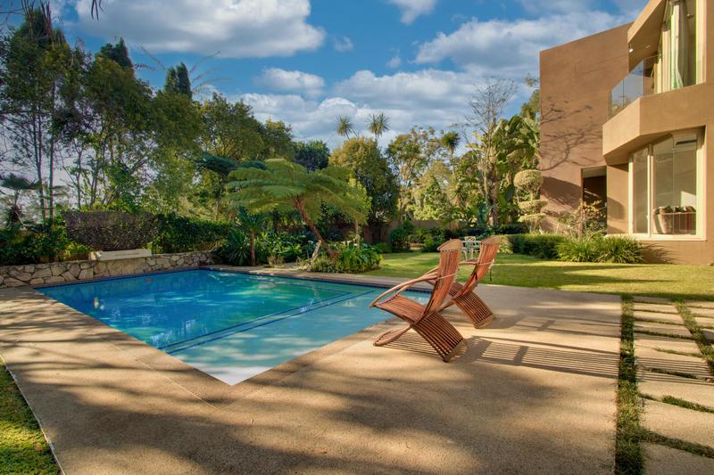 To Let 5 Bedroom Property for Rent in Sandhurst Gauteng