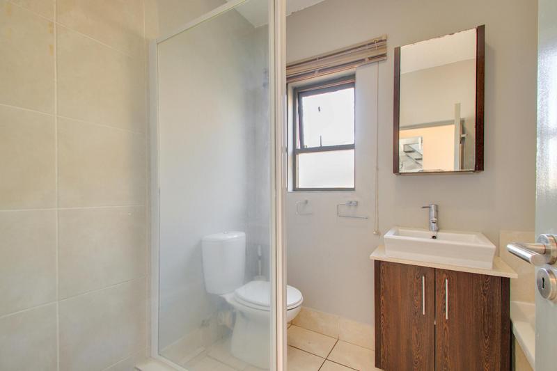 2 Bedroom Property for Sale in Lonehill Gauteng