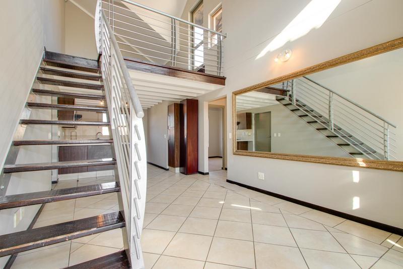 2 Bedroom Property for Sale in Lonehill Gauteng