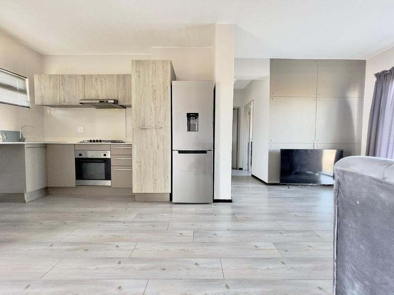 To Let 2 Bedroom Property for Rent in Broadacres Gauteng
