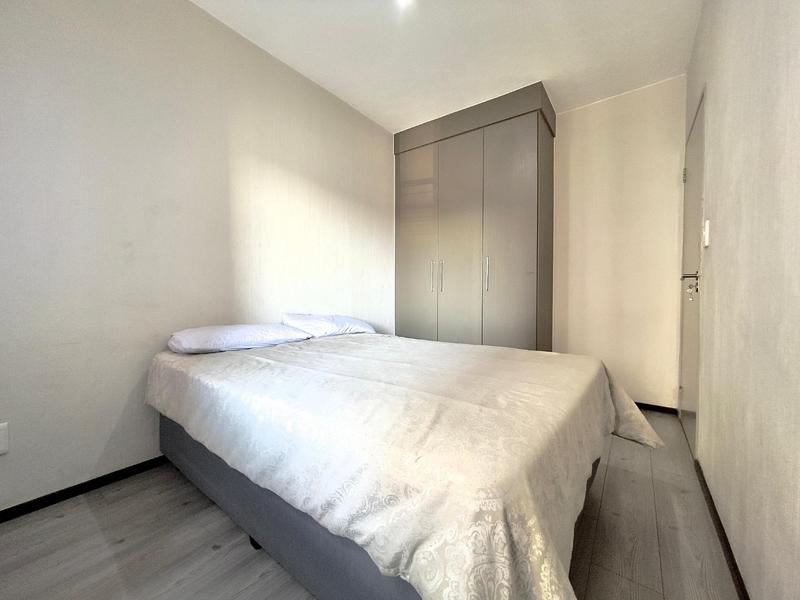 To Let 2 Bedroom Property for Rent in Broadacres Gauteng