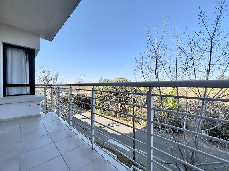 To Let 2 Bedroom Property for Rent in Broadacres Gauteng