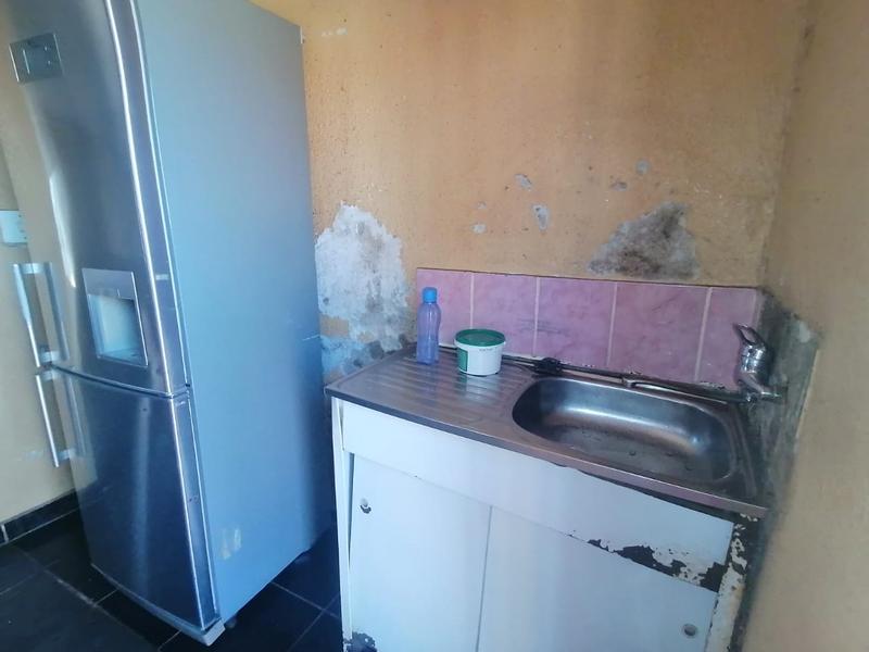 3 Bedroom Property for Sale in Clayville Gauteng
