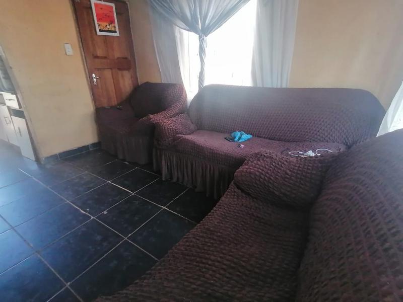 3 Bedroom Property for Sale in Clayville Gauteng