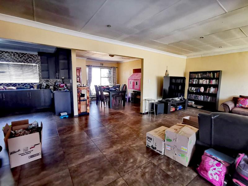 To Let 3 Bedroom Property for Rent in Edelweiss Gauteng