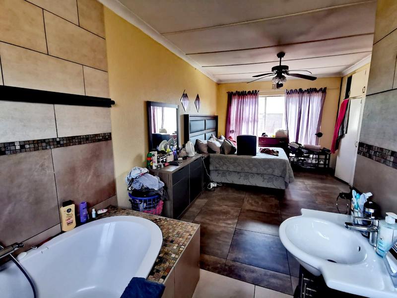 To Let 3 Bedroom Property for Rent in Edelweiss Gauteng