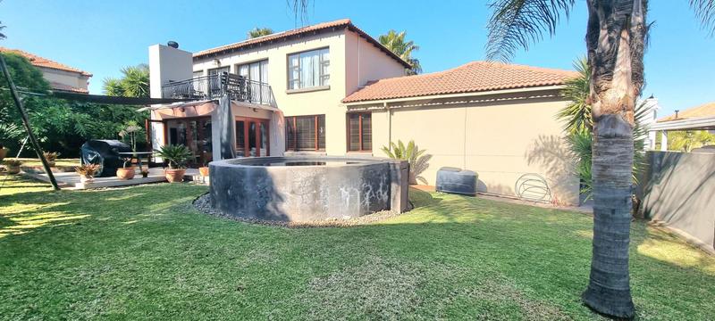 3 Bedroom Property for Sale in Amberfield Gauteng