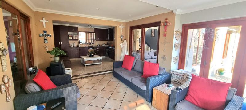 3 Bedroom Property for Sale in Amberfield Gauteng
