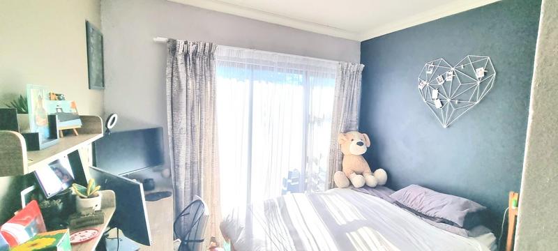 3 Bedroom Property for Sale in Amberfield Gauteng