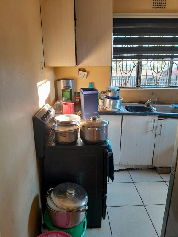 2 Bedroom Property for Sale in Naledi Gauteng