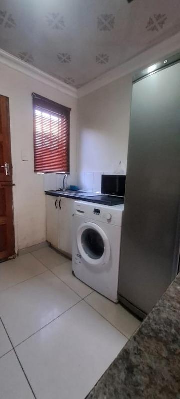 2 Bedroom Property for Sale in Protea Glen Gauteng