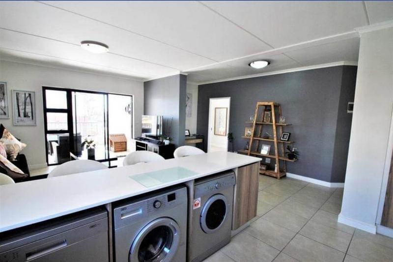 2 Bedroom Property for Sale in Linbro Park Gauteng