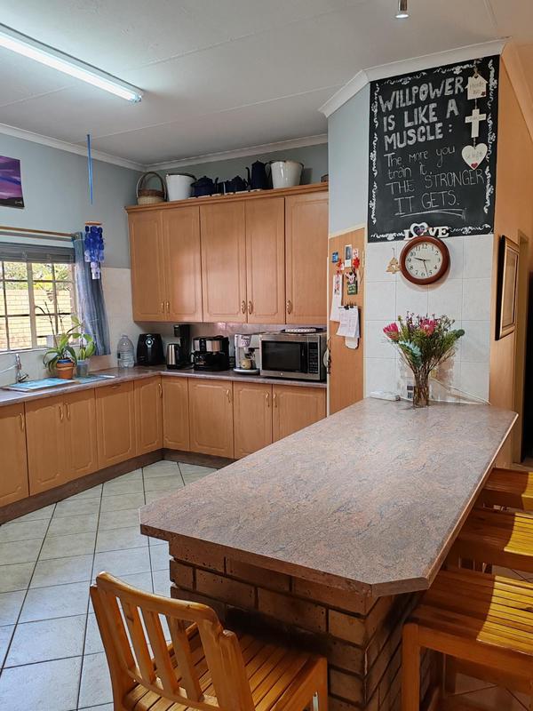 4 Bedroom Property for Sale in Eldoraigne Gauteng