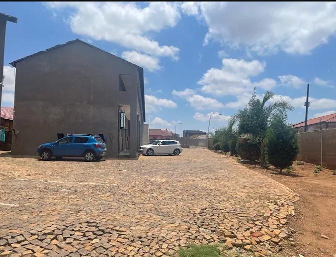 To Let 1 Bedroom Property for Rent in Protea North Gauteng
