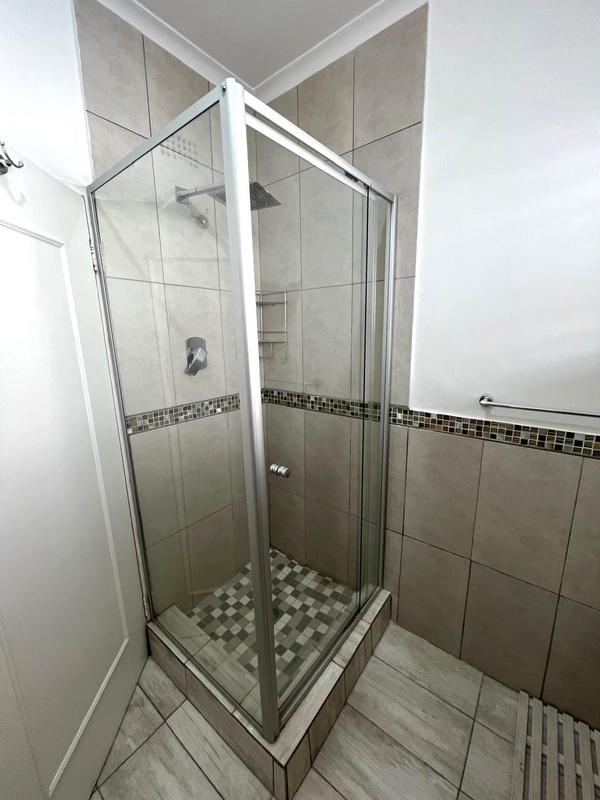 To Let 2 Bedroom Property for Rent in Bryanston Gauteng