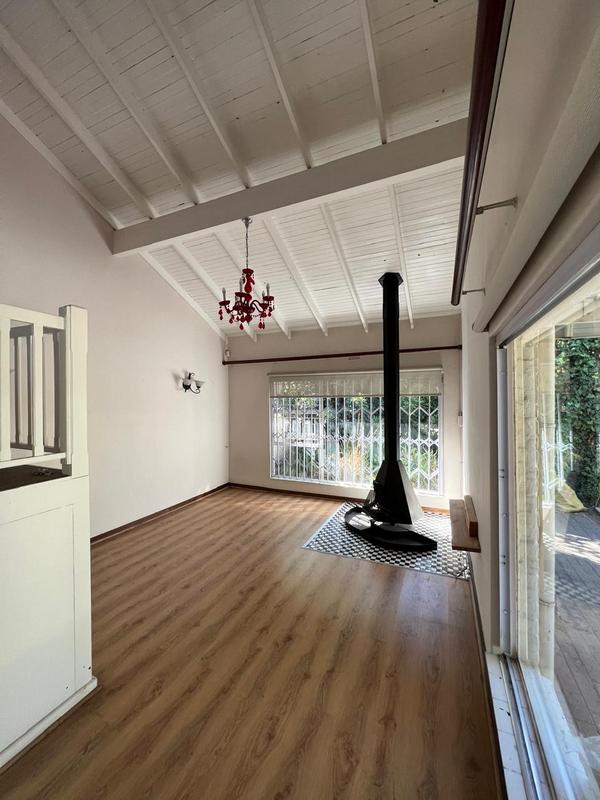To Let 2 Bedroom Property for Rent in Bryanston Gauteng