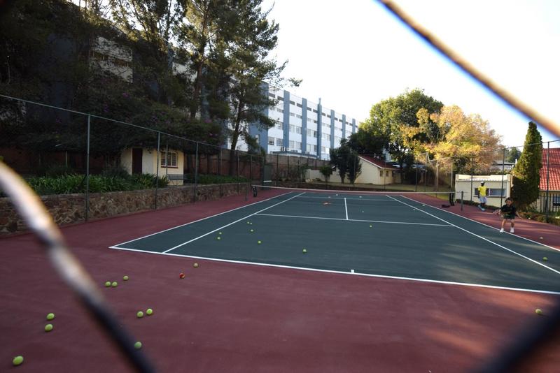 To Let 2 Bedroom Property for Rent in Bryanston Gauteng