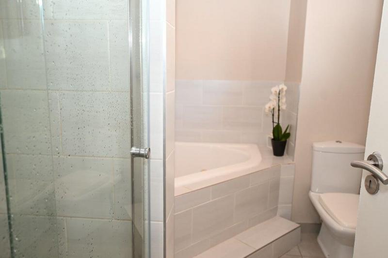 1 Bedroom Property for Sale in Strathavon Gauteng