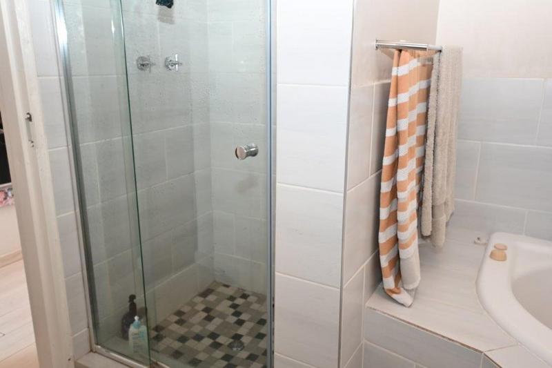 1 Bedroom Property for Sale in Strathavon Gauteng