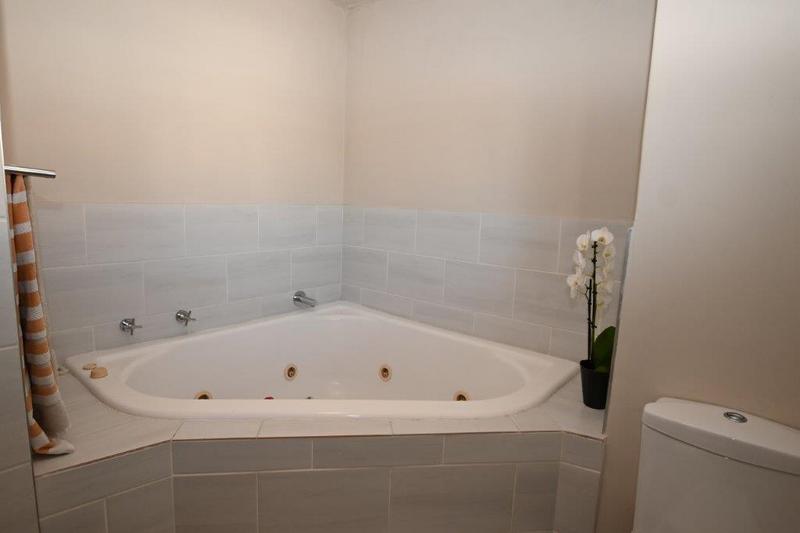 1 Bedroom Property for Sale in Strathavon Gauteng