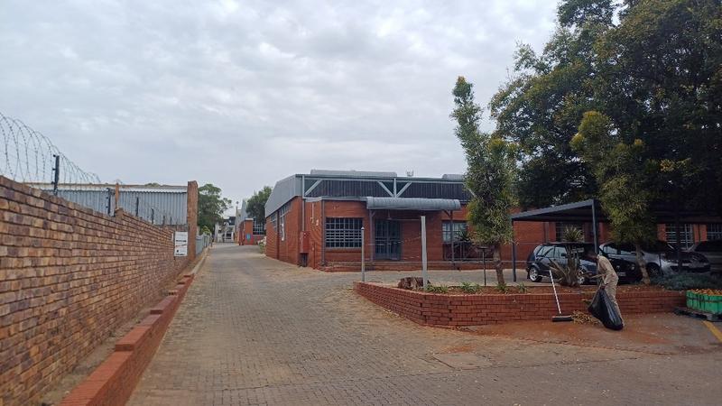 To Let commercial Property for Rent in Hennopspark Gauteng