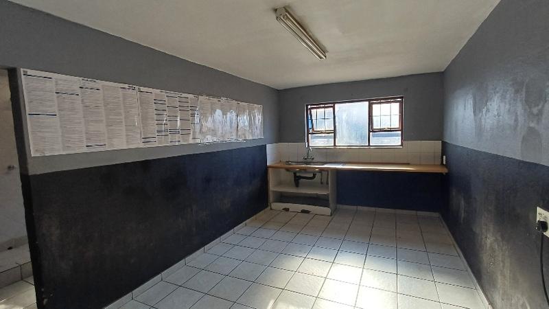 To Let commercial Property for Rent in Hennopspark Gauteng
