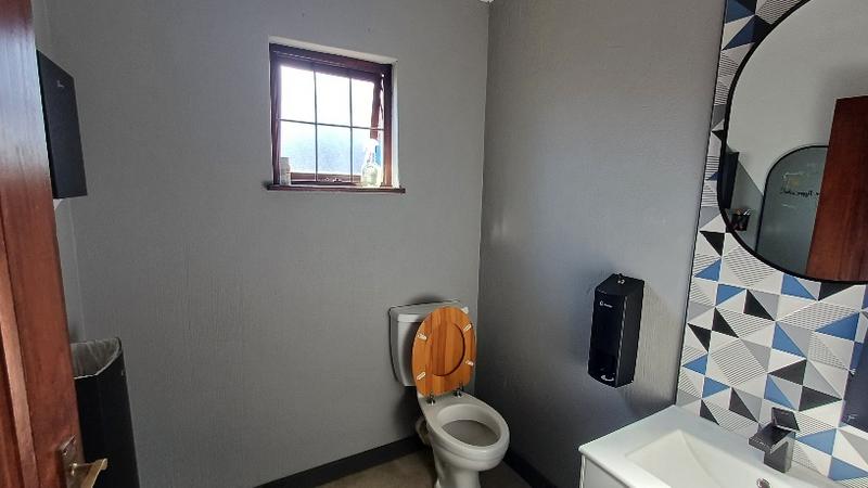 To Let commercial Property for Rent in Hennopspark Gauteng