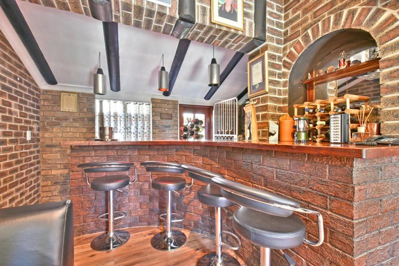 3 Bedroom Property for Sale in Brackenhurst Gauteng