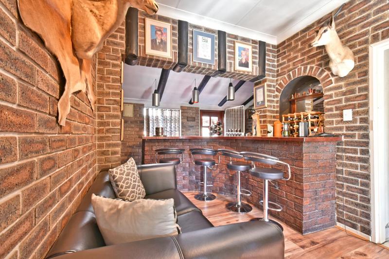 3 Bedroom Property for Sale in Brackenhurst Gauteng