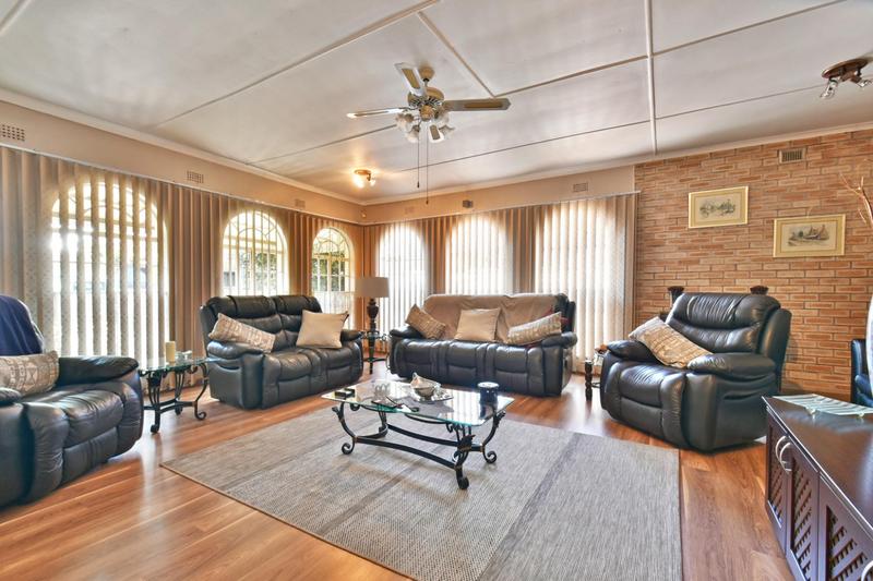 3 Bedroom Property for Sale in Brackenhurst Gauteng