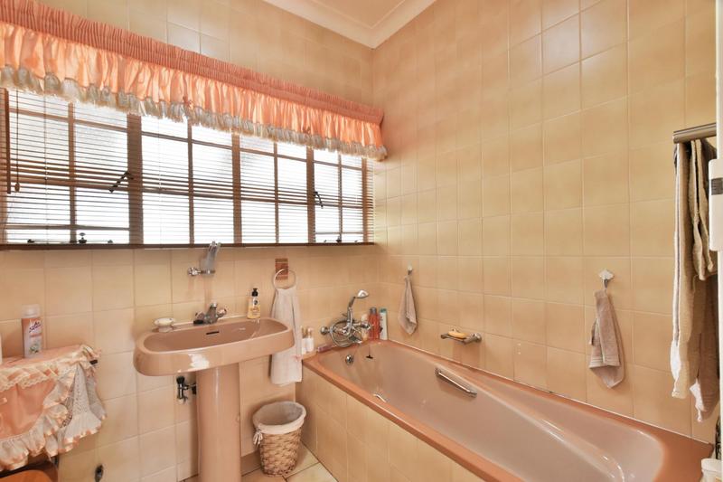 3 Bedroom Property for Sale in Brackenhurst Gauteng